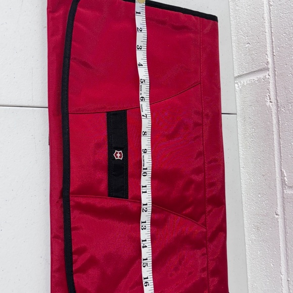 Victorinox Large Pakmaster Large Packing Sleeve Red Swiss Army Knife - Picture 7 of 9